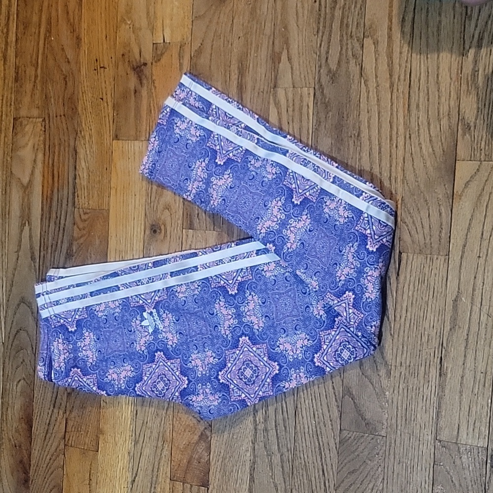 Adidas 3 Stripes leggings